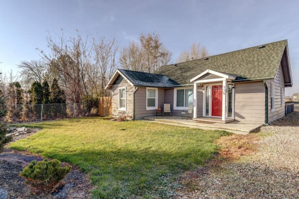 Morningstar Cottage A Quiet Home In Star, Id With A Fenced In Yard For Furry Friends And A Huge Gravel Rv Lot, Conveniently Located Wineries, Downtown Shopping, Horseback Riding And The Snake River Eagle Exterior foto